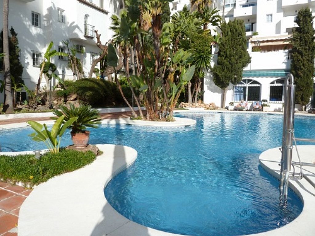 Apartamentos Pueblo Quinta Бенальмадена Экстерьер фото