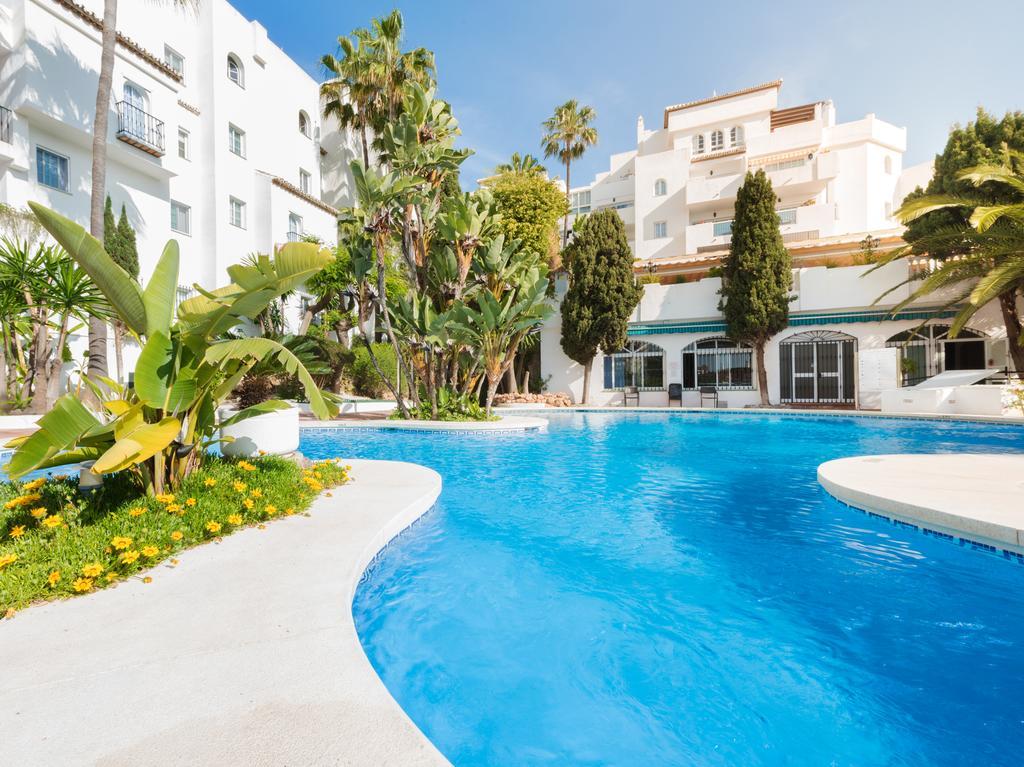 Apartamentos Pueblo Quinta Бенальмадена Экстерьер фото
